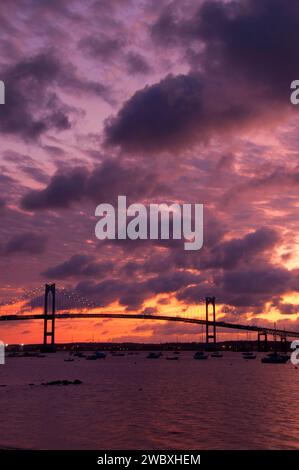 Claiborne Pell (Newport) Bridge Dawn, Jamestown, Rhode Island Stockfoto