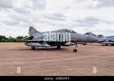 RAF Fairford, Gloucestershire, Vereinigtes Königreich - 15. Juli 2023: Hellenic Air Force McDonnell Douglas F-4E Phantom II Jet Fighter Aircraft, 01518, 338 Mira Squadron Stockfoto