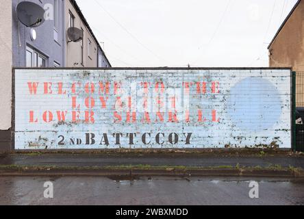 Schild für die Gegend um Loyalist Lower Shankill in Belfast, NI, Großbritannien Stockfoto