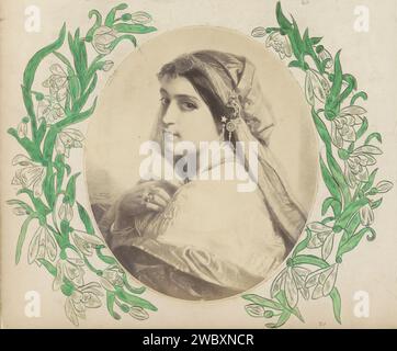 Fotoproduktion von (vermutlich) einem Druck einer Frau mit Kopftuch, ca. 1850 - ca. 1870 Foto Teil des Albums mit Fotos von Sehenswürdigkeiten und Landschaften in England und von Kunst. Englische Zeitung. Fotografische Trägeralbumenprint Erwachsene Frau Stockfoto