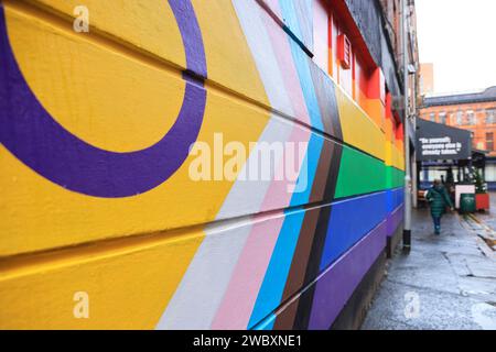 Arty and LGBT Friendly Union Street im Cathedral Quarter in Belfast, Nordirland, Großbritannien Stockfoto