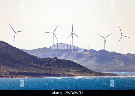 Windturbinen in der Nähe von Puerto Plata, Dominikanische Republik Stockfoto