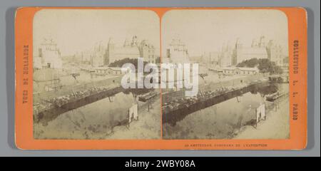 Blick auf die internationale Ausstellung Kolonial- und Produktionsgewerbe (Weltausstellung), 1883, Amsterdam, Anonym, 1883 Stereographie diese Ausstellung fand auf dem Huidge Museumplein statt. Amsterdamer Verlag: Pariser Pappe. Papieralbumendruck Weltausstellung, Weltausstellung Museumplein. Rijksmuseum Amsterdam Stockfoto