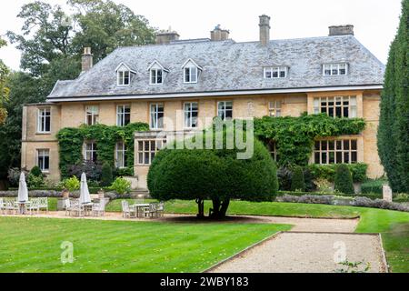 Das Slaughters Manor House Hotel in Lower Slaughter, Herrenhaus aus dem 17. Jahrhundert bietet Unterkunft, Cotswolds, England, Großbritannien, 2023 Stockfoto