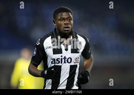 WAALWIJK - Brayan Limbombe von Heracles Almelo während des niederländischen Eredivisie-Spiels zwischen RKC Waalwijk und Heracles Almelo im Mandemakers Stadium am 12. Januar 2024 in Waalwijk, Niederlande. ANP BART STOUTJESDIJK Credit: ANP/Alamy Live News Stockfoto