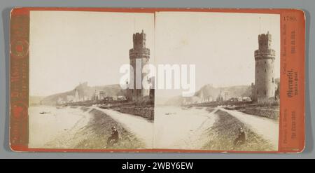 Quay am Rhein in Oberwesel, mit dem Ochsenturm rechts, Laurentius Herzog, ca. 1850 - ca. 1880 Stereograph Oberwesel Verlag: Berliner Pappe. Fotounterstützung Albumenkai. Türme  befestigte Stadt Oberwesel Stockfoto