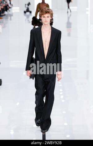 Mailand, Italien. Januar 2024. DSQUARED2 Herbst/Winter 2024-2025 Laufsteg während der Milan Fashion Week Herrenmode am 2024. Januar - Mailand; Italien 12/01/2024 Credit: dpa/Alamy Live News Stockfoto