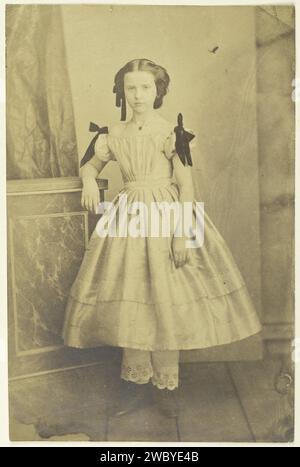 Porträt eines Mädchens, Eduard Isaac Asser, um 1853 Foto Amsterdamer Papier. Unterstützung für Fotos. Pappe gesalzener Papierdruck historische Personen - BB - Frau Niederlande Stockfoto
