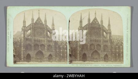 Blick auf das nördliche Querschiff der Westminster Abbey, The London Stereoscopic and Photographic Company, um 1854 - um 1880 Stereogramm Londoner Pappe. Fotografischer Trägeralbumendruck Teile von Kirchenaußenseite und Nebengebäuden: Querschiff Westminster Abbey Stockfoto