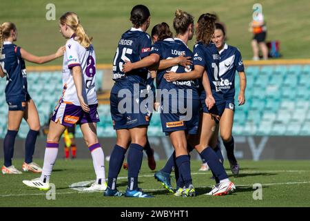 Oval. Lilyfield. Sydney. Australien 12.01.2024, Melbourne Victory feiert das Tor von Stürmer Rachel Lowe. Perth Glory gegen Melbourne Victory. Liberty A League. Unity Round. Leichardt Oval. Lilyfield. Sydney. Australien (Joe Serci/SPP) Credit: SPP Sport Press Photo. /Alamy Live News Stockfoto