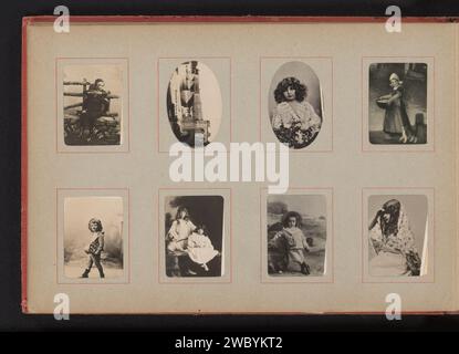 Kinderporträts und ein Gesicht auf einer Brücke, Anonym, 1890–1900 photomechanischer Druck Sieben Kinderporträts, darunter ein Porträt zweier Mädchen mit Hund und eine Reproduktion eines Mädchens in traditioneller Tracht, und ein Gesicht auf einer Brücke in Mannheim. Diese Seite ist Teil eines Albums. Unterstützung für Fotos. Papier. Karton Gelatine Silberdruck / Kollotypie Mädchen (Kind zwischen Kleinkind und Jugend). Junge (Kind zwischen Kleinkind und Jugend). Brücke. Hund Mannheim Stockfoto