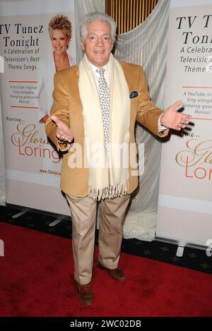 Hollywood, USA. Januar 2024. Der legendäre Seifenschauspieler Bill Hayes, 98, starb am 12. Januar 2024.----------------------------------------------------------------------------------- März 2009 Hollywood, Ca. Bill Hayes Gloria Loring's 'TV Tunez Tonight!' Eröffnung in der Music Box @ Fonda © LuMar Jr./AFF-USA.COM Credit: AFF/Alamy Live News Stockfoto