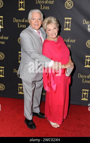 Los Angeles, USA. Januar 2024. Der legendäre Seifenschauspieler Bill Hayes, 98, starb am 12. Januar 2024.----------------------------------------------------------------------------------- Bill Hayes & Susan Seaforth Hayes 'Days of Our Lives' 50th Anniversary Party - abgehalten im Hollywood Palladium am 7. November 2015. © Steven Bergman/AFF-USA.com Credit: AFF/Alamy Live News Stockfoto