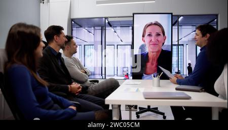 Online-Videokonferenz Social Distancing Webinar Business Meeting Stockfoto