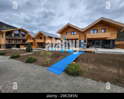 Kreischberg, Murau, Steiermark, Österreich: Tag der offenen Tür, Eröffnung Almdorfbau, Chalets Kreischberg Lodges Kreischberg *** Kreischberg, Murau, Steiermark, Österreich Tag der offenen Tür, Eröffnung von Almdorfbau, Chalets Kreischberg Lodges Kreischberg Stockfoto