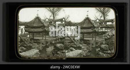 Blick auf einen Teegarten in Shanghai, China, Anonym, 1860 - 1890 Shanghai Glasrutsche Sommerhaus, Laube, Gartenhaus (Niederländisch: 'Theekoepel') Shanghai Stockfoto