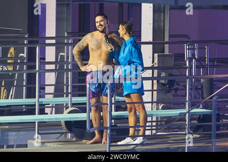 Marco Cerullos und Laura Wontorra - Livesendung des RTL Turmspringen 2024 im Berliner Velodrom am 12.01.2024. RTL Turmspringen - Livesendung *** Marco Cerullos und Laura Wontorra Live-Übertragung der RTL Turmspringen 2024 im Berliner Velodrom am 12 01 2024 RTL Turmspringen Live-Übertragung Stockfoto