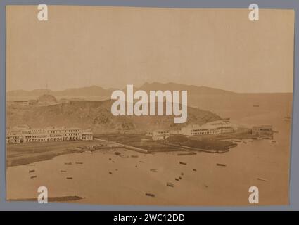 Blick auf die Küste von Aden, Anonym, 1851 - 1900 Foto Aden Papier Albumendruck Küste Aden Stockfoto