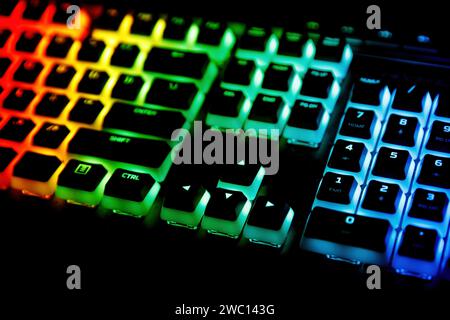 Gaming-Tastatur mit mechanischen Tasten in Nahaufnahme Stockfoto