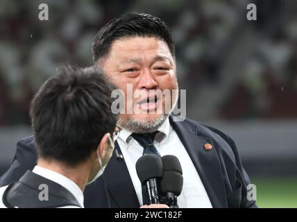 Tokio, Japan. Januar 2024. Tomokazu Soma, Cheftrainer der Teikyo-Universität, wird befragt, als die teama am Samstag, den 13. Januar 2024, den Sieg der 60. Rugby-Meisterschaft der Japan University im japanischen Nationalstadion in Tokio gewann. Teikyo besiegte die Meiji University 34-15 im Finale. (Foto: Yoshio Tsunoda/AFLO) Stockfoto