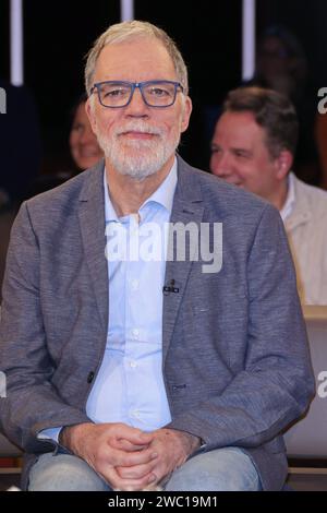 Wolfgang Trepper, NDR Talkshow aus dem Studio des NDR in Lokstedt, Hamburg, 12.01.2024 *** Wolfgang Trepper, NDR Talkshow aus dem NDR Studio in Lokstedt, Hamburg, 12 01 2024 Stockfoto