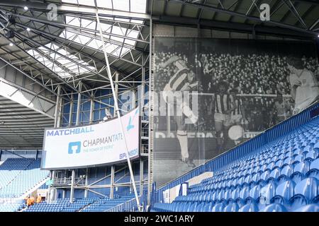 West Bromwich, Großbritannien. Januar 2024. Wandgemälde der Birmingham Road End-Anzeigetafel vor dem Spiel der EFL Sky Bet Championship zwischen West Bromwich Albion und Blackburn Rovers bei den Hawthorns in West Bromwich, England am 13. Januar 2024. Foto von Stuart Leggett. Nur redaktionelle Verwendung, Lizenz für kommerzielle Nutzung erforderlich. Keine Verwendung bei Wetten, Spielen oder Publikationen eines einzelnen Clubs/einer Liga/eines Spielers. Quelle: UK Sports Pics Ltd/Alamy Live News Stockfoto