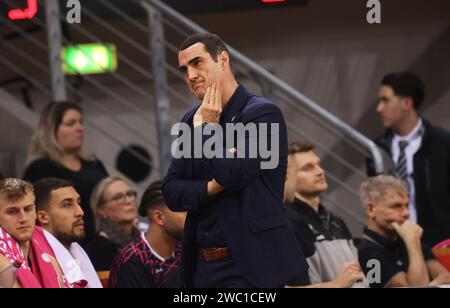 Bonn, Deutschland. Januar 2024. Roel Moors, Trainer Bonn Telekom Baskets Bonn - Niners Chemnitz, 16. Spieltag, Basketball-Bundesliga Maenner, Saison 2023-24, 12.01.2024, Foto: EIBNER/Jörg Niebergall Credit: dpa/Alamy Live News Stockfoto