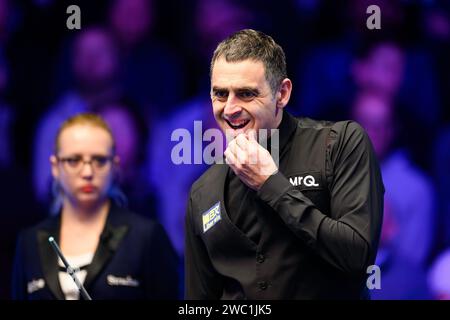 LONDON, VEREINIGTES KÖNIGREICH. Januar 2024. Ronnie O’Sullivan und Shaun Murphy im Halbfinale 2024 während der MrQ Masters im Alexandra Palace am Samstag, den 13. Januar 2024 in LONDON ENGLAND. Quelle: Taka G Wu/Alamy Live News Stockfoto