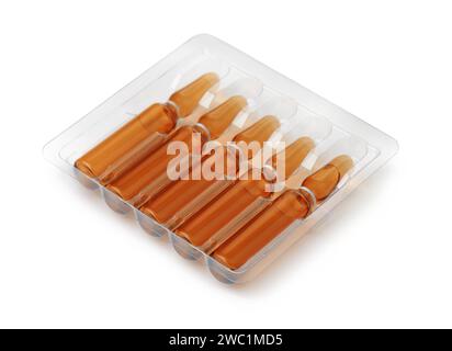 Braunglas-Injektionsampullen auf der Verpackung isoliert auf weiß Stockfoto