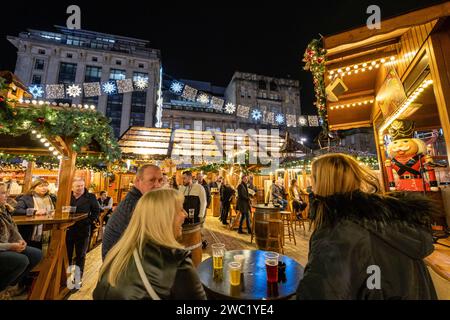 Mercado de Navidad de George Square, Glasgow, Lowands, Reino Unido Stockfoto