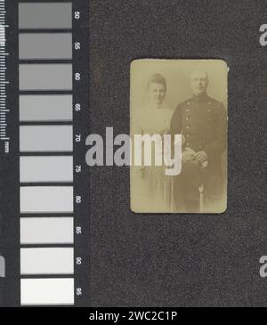 Porträt der Königin Wilhelmina mit Prinz Hendrik, Anonym, 1901 - 1905 Fotografie unbekannter Papieralbumenabdruck Stockfoto