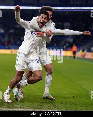 Georginio Rutter von Leeds United feiert das dritte Tor seiner Mannschaft während des Spiels der Sky Bet Championship im Cardiff City Stadium, Wales. Bilddatum: Samstag, 13. Januar 2024. Stockfoto