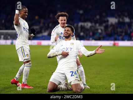 Georginio Rutter von Leeds United feiert das dritte Tor seiner Mannschaft während des Spiels der Sky Bet Championship im Cardiff City Stadium, Wales. Bilddatum: Samstag, 13. Januar 2024. Stockfoto