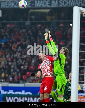 Freiburg Im Breisgau, Deutschland. Januar 2024. GER, SC Freiburg vs. 1. FC Union Berlin, Sport, Fußball, Herren, Bundesliga, 17. Spieltag, Spielzeit 2023/2024, 13.01.2024, (DFL-VORSCHRIFTEN VERBIETEN JEDE VERWENDUNG VON FOTOGRAFIEN ALS BILDSEQUENZEN UND/ODER QUASI-VIDEO) Foto: Eibner-Pressefoto/Silas Schueller Credit: dpa/Alamy Live News Stockfoto