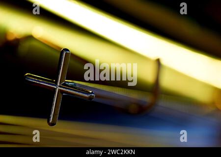 Eine detaillierte Ansicht einer Snooker-Cue-Stick-Brücke am 7. Tag der MrQ Masters im Alexandra Palace, London. Bilddatum: Samstag, 13. Januar 2024. Stockfoto