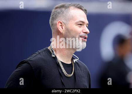 Houston, Texas, USA. Januar 2024. Paul Wall, der aus Houston stammende Künstler, vor dem AFC Wild Card Playoff Game zwischen den Houston Texans und den Cleveland Browns im NRG Stadium in Houston, Texas am 13. Januar 2024. (Kreditbild: © Erik Williams/ZUMA Press Wire) NUR REDAKTIONELLE VERWENDUNG! Nicht für kommerzielle ZWECKE! Stockfoto