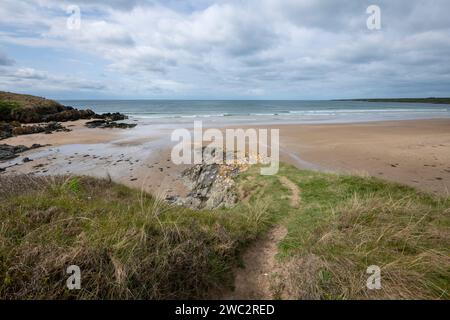 Der wunderschöne Strand von Aberffraw an der Westküste von Anglesey, Nordwales. Stockfoto