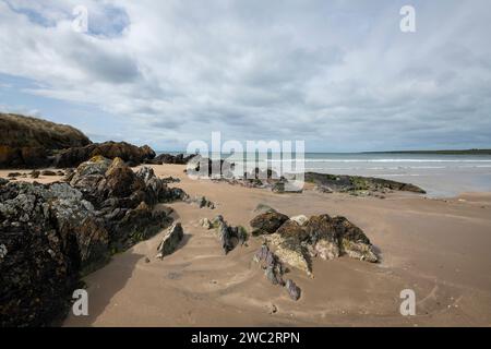 Der wunderschöne Strand von Aberffraw an der Westküste von Anglesey, Nordwales. Stockfoto