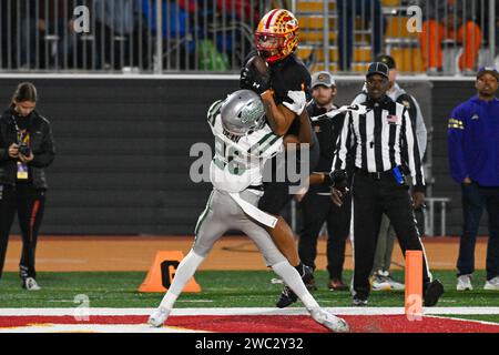 Mission Viejo Wide Receiver Phillip Bell III (1) während eines Spiels der CIF State Football Championship am Freitag, den 8. Dezember 2023, in Mission Viejo, Kalif. Das Mis Stockfoto