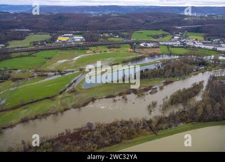 Luftbild, Ruhrhochwasser, Weihnachtshochwasser 2023, Fluss Ruhr tritt nach starken Regenfällen über die Ufer, Überschwemmungsgebiet Ruhraue Obergraben, Wetter, Ruhrgebiet, Nordrhein-Westfalen, Deutschland ACHTUNGxMINDESTHONORARx60xEURO *** Luftbild, Ruhrflut, Weihnachtsflut 2023, Ruhrgebiet nach Starkregen überschwemmt sein Ufer, Hochwassergebiet Ruhraue Obergraben, Wetter, Ruhrgebiet, Nordrhein-Westfalen, Deutschland ATTENTIONxMINDESTHONORARx60xEURO Stockfoto