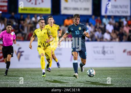 Real Madrids Spanisch-argentinischer Spieler Nico Paz während eines Spiels der argentinischen Nationalmannschaft im COTIF-Turnier 2022 in Alcudia, Valencia, Spanien Stockfoto