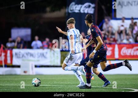 Real Madrids Spanisch-argentinischer Spieler Nico Paz während eines Spiels der argentinischen Nationalmannschaft im COTIF-Turnier 2022 in Alcudia, Valencia, Spanien Stockfoto