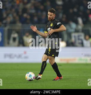 Darmstadt, Deutschland. Januar 2024. 13.01.2024, xdcx, Fussball Bundesliga, SV Darmstadt 98 - Borussia Dortmund, emonline, emspor, despor, v.l., SALIH ÖZCAN (BORUSSIA DORTMUND) DFL/DFB-VORSCHRIFTEN VERBIETEN DIE VERWENDUNG VON FOTOGRAFIEN ALS BILDSEQUENZEN UND/ODER QUASI-VIDEO. Quelle: dpa/Alamy Live News Stockfoto