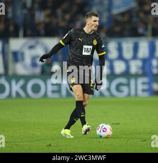 Darmstadt, Deutschland. Januar 2024. 13.01.2024, xdcx, Fussball Bundesliga, SV Darmstadt 98 - Borussia Dortmund, emonline, emspor, despor, v.l., THOMAS MEUNIER (BORUSSIA DORTMUND) DFL/DFB-VORSCHRIFTEN VERBIETEN DIE VERWENDUNG VON FOTOGRAFIEN ALS BILDSEQUENZEN UND/ODER QUASI-VIDEO. Quelle: dpa/Alamy Live News Stockfoto