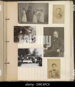 Portraits of Unknown people, anonym, ca. 1901 - ca. 1907 Fotoalbum Magazin mit Porträts und Gruppenporträts von Erwachsenen. Oben links eine Aufnahme von verkleideten Kindern mit einem alten Mann, die Personifikation des Neujahrs 1901/1902. In der Mitte rechts ein Porträt von Martinus W. Petri sitzend. Teil des Fotoalbums der Familie Petri. Niederlande (möglicherweise) Papier. Fotografische Unterstützung Albumendruck / Gelatine Silberdruck Erwachsener Mann. Erwachsene Frau. Kind Stockfoto