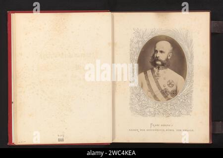 Fotoproduktion eines gemalten Porträts von Frans Joseph I., Kaiser von Österreich und König von Ungarn, Anonym, um 1875 - in oder vor 1880 Fotografie Papieralbumen drucken historische Personen. kaiser Stockfoto