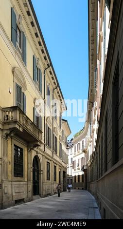 Detail einer typischen Straße, Via del Lauro, im Stadtzentrum von Mailand, Norditalien. Stockfoto
