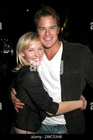 New York, USA. Januar 2024. Der Schauspieler Alec Musser, 50 Jahre alt, starb am 13. Januar 2024 an einem unbekannten Grund in seinem Haus in Del Mar, Kalifornien. Kelli Giddish & Alec Musser POZ Event - AIDS Walk New York Fundraiser am 18. Mai 2006 © Steven Bergman/AFF-USA.com Credit: AFF/Alamy Live News Stockfoto