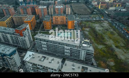 Luftaufnahmen Santa Giulia, Mailand, Italien 3.01.2023 Wohngebiet am südöstlichen Stadtrand von Mailand, zwischen den Bezirken von Rogoredo Stockfoto