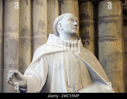 Ehrfurcht in Stein: Die Kathedrale des Mönchs von Gent Stockfoto